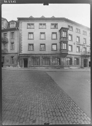 Weimar, Markt 19. Interhotel "Elephant" (1938; H. Giesler). Straßenansicht