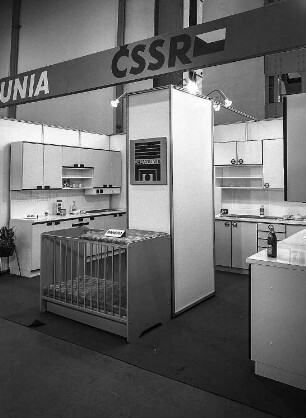 Ausstellungskoje mit Anbauküche aus der CSSR
