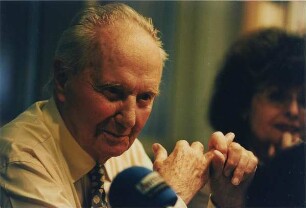 Robert Merle