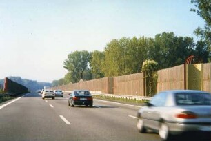 Unterführung der Murg bei Rastatt, km 650+443 Neue Murgtalbrücke BW 94/38A Fertigstellung 1995.
