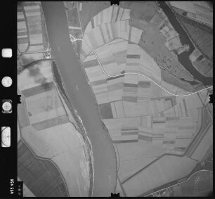Luftbild: Film 888 Bildnr. 681