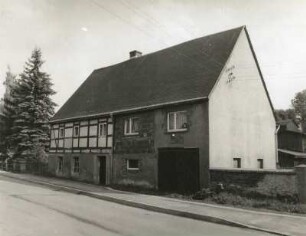 Mulda (Sachsen), Hauptstraße 50. Ehemaliges Wohnstallhaus