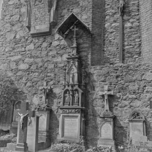 Bautzen : Bautzen. Nikolaifriedhof. Grabstätten mit dem Grabmal Michał Hórnik (1833-1894)