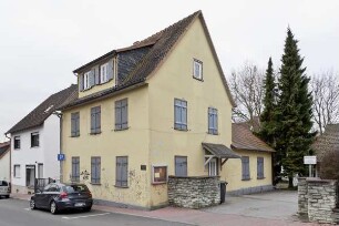 Friedrichsdorf, Taunusstraße 14