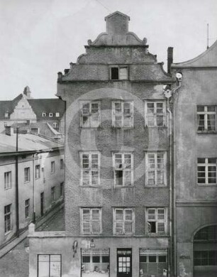 Fassade von Bürgerhaus Kettenbrunnenstr. 9 in Elbing