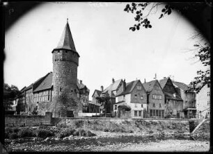 Herborn. Stadt und Dillturm an der ehemaligen Stadtmauer