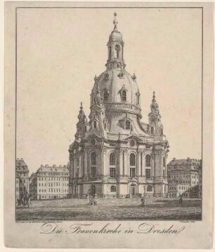 Die Frauenkirche auf dem Neumarkt in Dresden von Süden, im Hintergrund rechts das Coselpalais