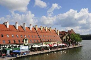 Touristisches Zentrum in Masuren : Die Stadt ist der touristische Mittelpunkt Masurens mit moderner Infrastruktur im Zentrum. Aufgenommen am 11. Juli 2009 in Mikolajki (Nikolaiken)