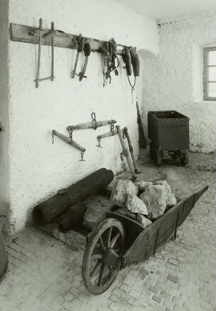 Zinnwald-Georgenfeld, Bergschmiede, Werkzeuge u. Geräte, Schauanlage Huthaus Zinnwald