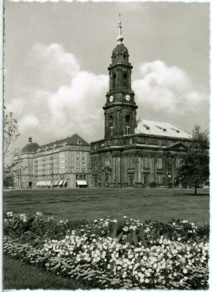 Dresden. Altmarkt und Kreuzkirche