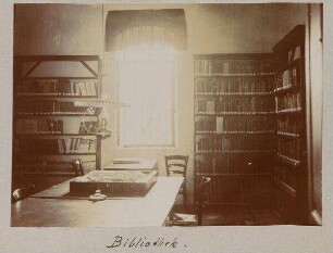 Bibliothek. [Jerusalem, Palästinainstitut]