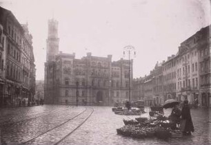 Zittau, Rathaus : Zittau. Rathaus. K.A. Schramm. Ansicht über den Markt (Platz der Jugend) von Westen