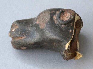 Kopf einer Tierfigur