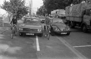 Autoverkehr in der Rüppurrer Straße