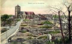 Panorama der zerstörten französischen Stadt Rethel
