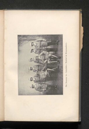 Die Beamten des kaiserlichen Marstall in Tropenuniform