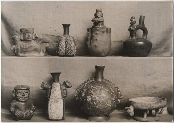 Clay vessels "Museo Alexander, Lima-Peru"