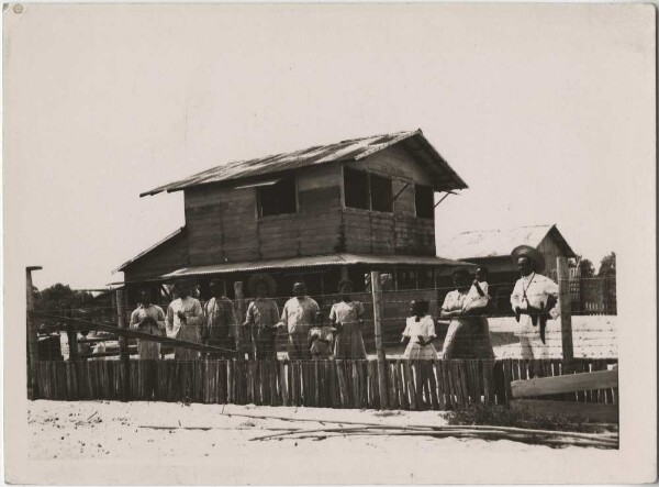 Vaquero hut (film: "Urwelt im Urwald")