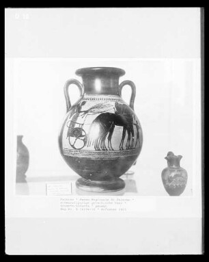 schwarzfigurige griechische Vase