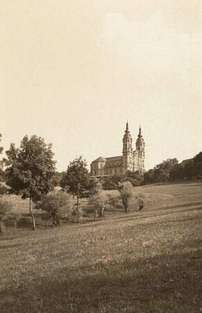 Bad Staffelstein-Vierzehnheiligen. Wallfahrtskirche. Ansicht von Norden