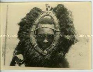 Massai-Krieger mit Kopfschmuck