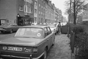 Absolutes Halteverbot auf dem Gehweg längs des Bundesgerichtshofs in der Herrenstraße