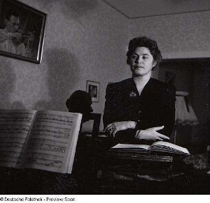 Portraitserie Elisabeth Grümmer