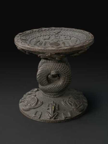 Tabouret du trône d'Oba Eresoyen