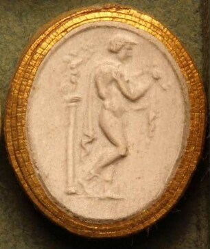Apollo spielt auf der Leier (Daktyliothek, Erstes Mythologisches Tausend)