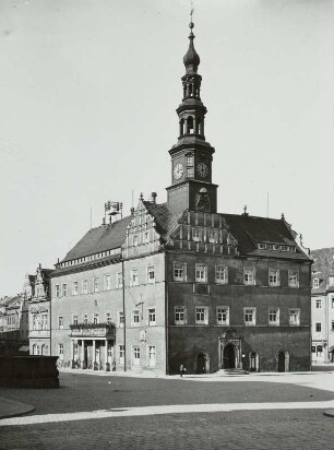 Pirna, Rathaus : Pirna. Rathaus. W. Blechschmidt. Eckansicht von Südosten