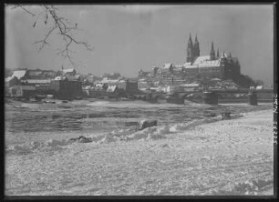 Meißen. Blick auf Meißen im Schnee