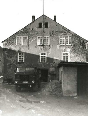 Leubsdorf-Schellenberg, Höllmühle 7. Wohnhaus der ehemaligen Mühle (um 1890). Giebelfront
