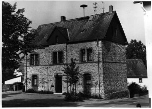 Ehemalige Schule; Leun, Stockhäuser Straße 8
