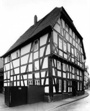 Fachwerkhaus (Fachwerkwohnhaus); Alsfeld, Hersfelder Straße 15