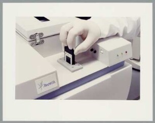 Aventis Cambridge Genomics Center, vermutlich Cambridge, MA (Massachusetts)
