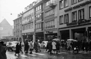 Freiburg: Fußgänger-Zebrastreifen, Kaiser-Joseph-Straße