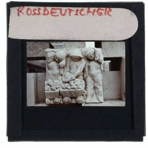 Chemnitz, Roßdeutscher, Lob des Revolutionärs : Figurengruppe und Wägen