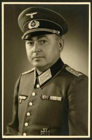 Schlegel, Erich