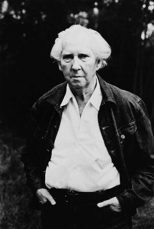 Der Lyriker Erich Arendt, aufgenommen in Wilhelmshorst