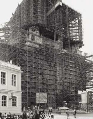 Frauenkirche : Frauenkirche. Wiederaufbau (beg. 1992)