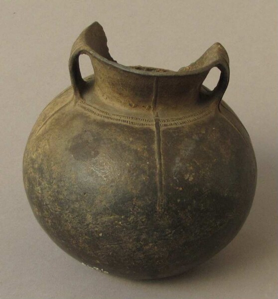 Clay vessel