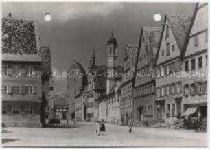 Dinkelsbühl, Dr.-Martin-Luther-Straße und Rothenburger Tor