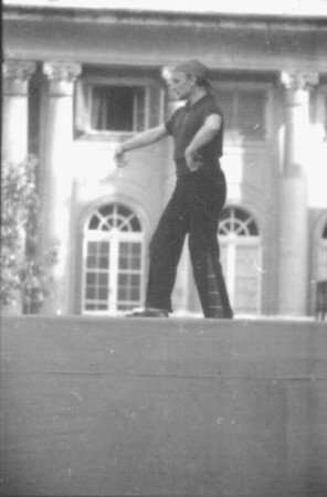 Ballett-Serenade der Dresdner Staatsoper im Schloßhof vor dem Bergpalais von Schloß Pillnitz, Juli 1951