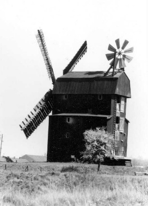 Elbe-Parey-Parey. Ogen Mühle, Paltrockmühle (ursprünglich Bockmühle, 1951 Umbau, 1983 durch Brand zerstört)