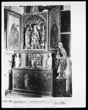 Flügelaltar mit Madonna und Heiligen — Grablegung Christi