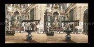 Innenansicht der Kirche Chiesa del Gesu Nuovo, Neapel
