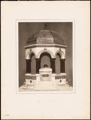Kaiserbrunnen, Konstantinopel: Modell eines Brunnens