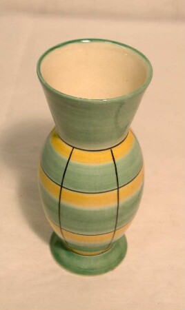 Vase (Seriennummer: 2655)