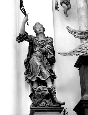 Figur eines männlichen Heiligen