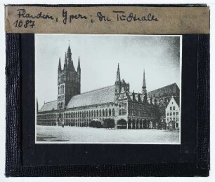 Ypres, Tuchhalle : Außenansicht